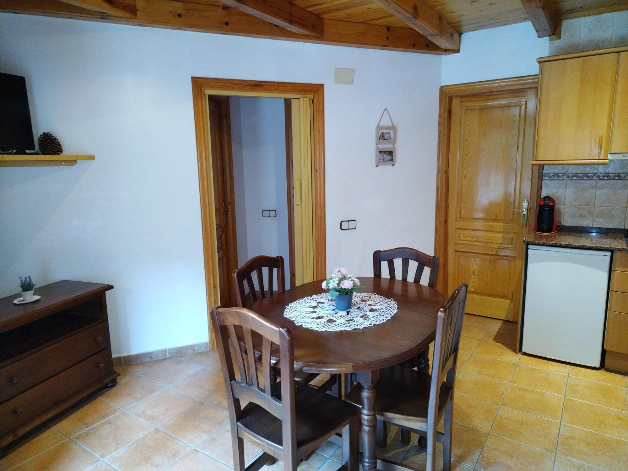 Apartament L'Atic Еспот Екстериор снимка